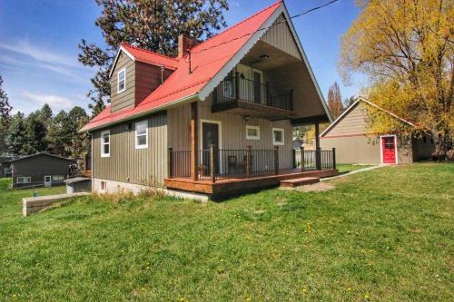 Woods Bay Chalet De Esquí | Woods Bay Chalet