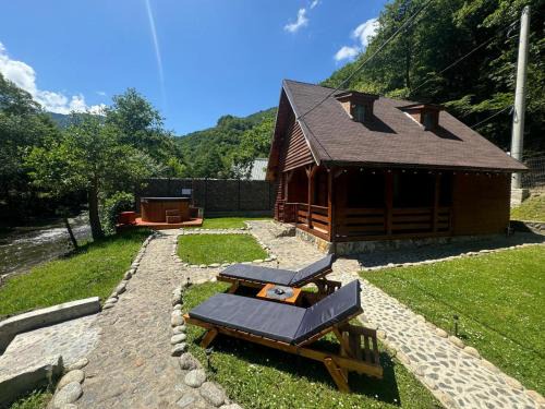 Riu de Mori Casa | Woods Retreat