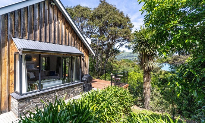 Akaroa Casa | Woodside - Akaroa Holiday Cottage