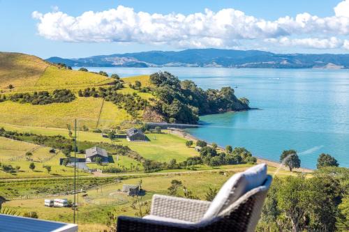 Waiheke Island Casa | Woodside Bay Cottage, Woodside Bay - Be My Guest Waiheke