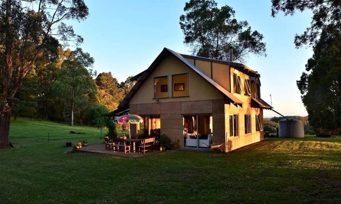 Vesper Casa | Woodside Country Retreat....home with a view
