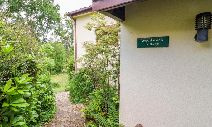 Axminster Casa | Woodstock Cottage