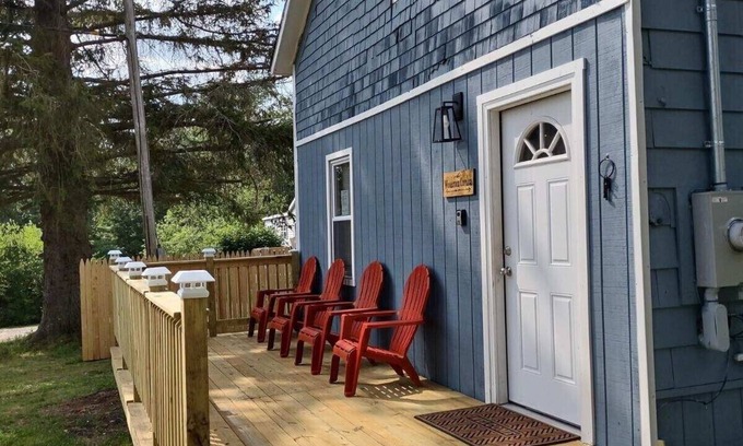 Narrowsburg Cabaña | Woodstock Cottage located 10 min from Bethel Woods Art Center!