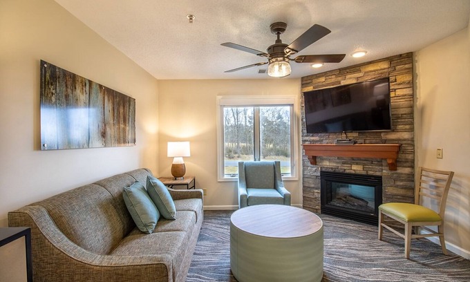 McGaheysville Condominio | Woodstone Casa de Campo One Bedroom Condo