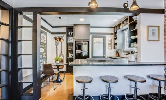 Encanto Casa | Woodward Place To Be