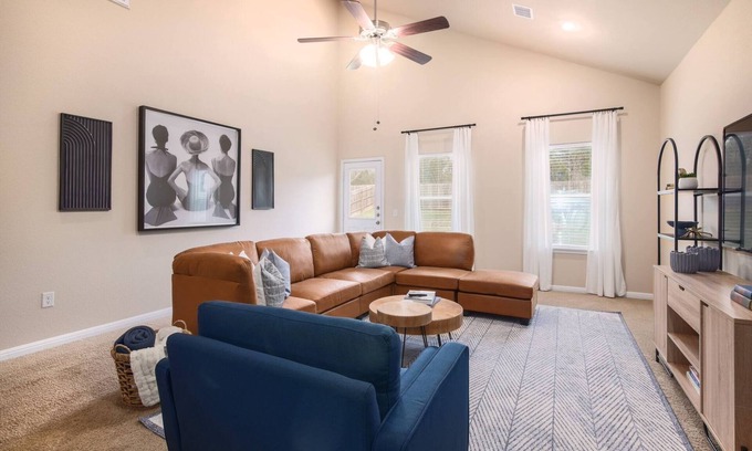 McNeil Casa | The Ultimate Home near Samsung – Spacious & Clean