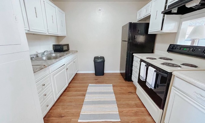 Central City Apartamento | Workforce Gem Minutes to Downtown and Beach