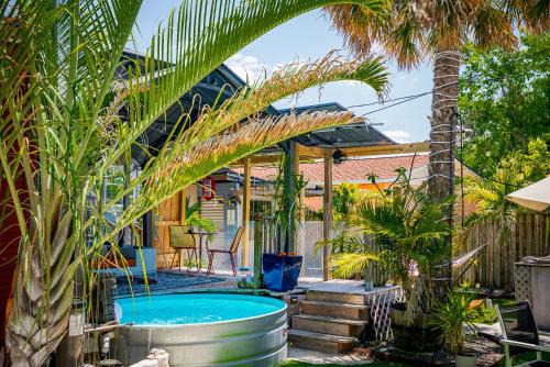 Lake Maggiore Shore Casa | World Solo Travel's Welcomed At St Pete Home