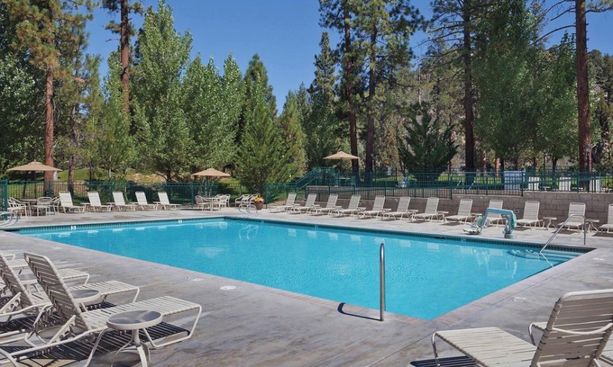 Big Bear Lake Hotel | WorldMark Big Bear - 1 Bedroom Accessible