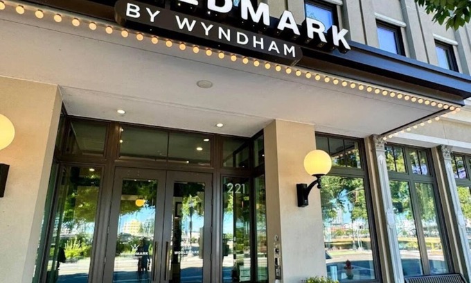 Old Town Chinatown Apartamento | WorldMark Portland Waterfront Park. Charming Studio