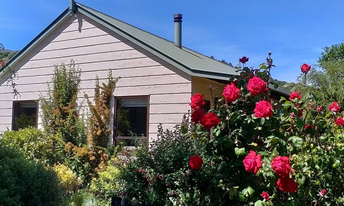 Akaroa Casa | La vie en rose, elegancia francesa. Edad primaria gratis