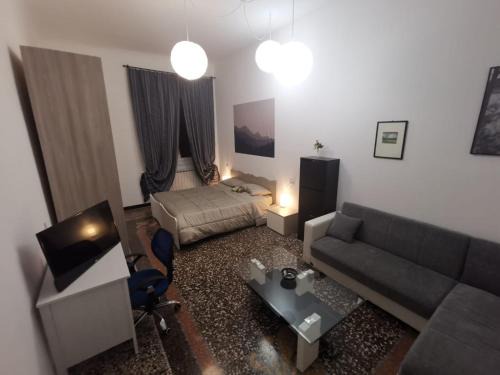 San Teodoro Apartamento | Wow Home - 175 mq - posteggio privato - davanti porto traghetti - fino a 10 posti letto