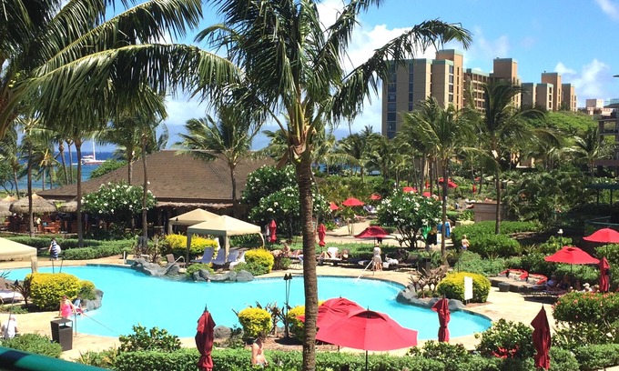 Kaanapali Condominio | Gran ubicación! Gran tasa Patio interior con vista al mar, cerca de la playa por el propietario