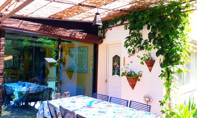 Castellane Casa | Comodidad y encanto de una casa provenzal en el corazón del Verdon