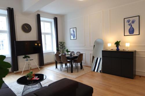 Wahring Apartamento | Wunderschöne Altbau-Stil Wohnung