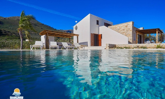 Scopello Villa | WWW.BAGLIORIDISICILIA.COM - LAST MINUTE 5/23 JULY! - VILLAS IN SICILY