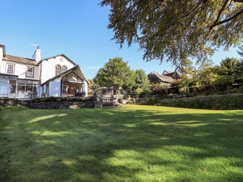 Near Sawrey Casa | Wykefield