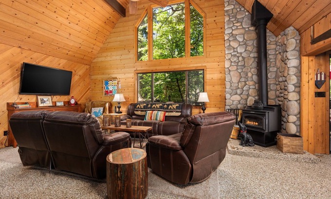 Sierra Cedars Cabina | Wyldwood | 3 bedroom+LOFT & playroom!