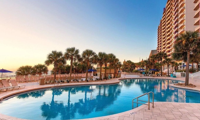 Daytona Beach Complejo | Wyndham Ocean Walk: Oceanfront Fun, Pools, & Spacious Family Stay-1 Bd Dlx