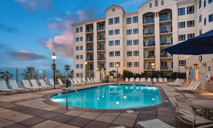 Townsite Complejo | Wyndham Oceanside Resort 2 Bedroom Deluxe Ocean View Suite
