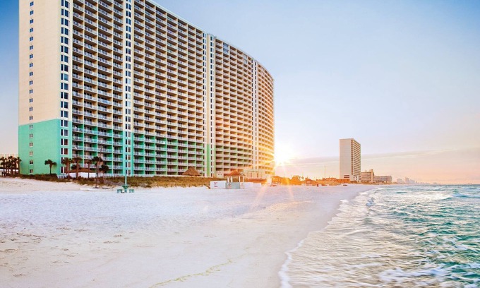 Panama City Beach Complejo | Wyndham Panama City - Spacious 2 Bedroom Unit (Sleeps 6 )