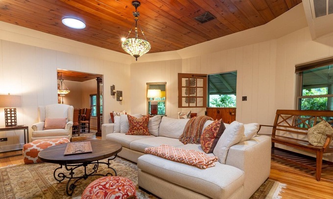 Weaverville Cabina | Wyndmere Lodge in Weaverville