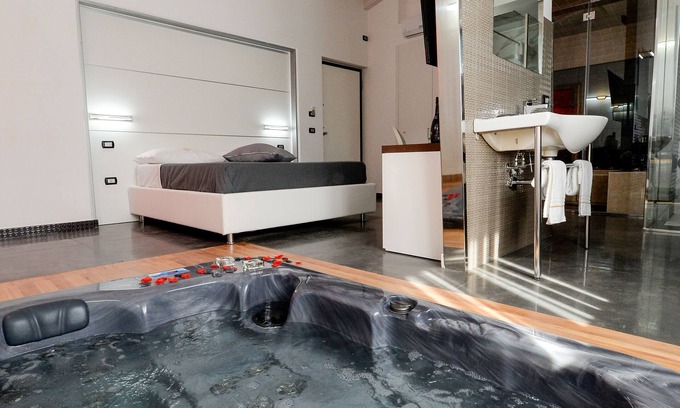 Saviano Casa | X Hotel