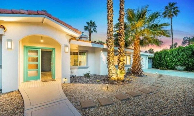Sunrise Vista Chino Casa | Xanadu...3-bedroom, 2 bath pool home in gorgeous Palm Springs!