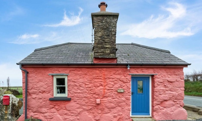 Croesgoch Casa | Y-Lodge in Haverfordwest