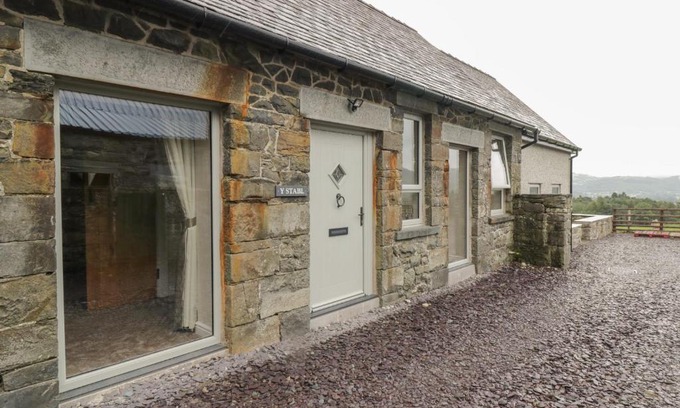 Llanrwst Casa | Y Stabl