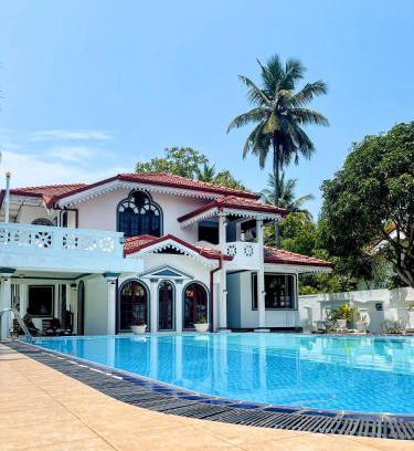Daluwakotuwa Cama Y Desayuno | Yahana Beach Villa
