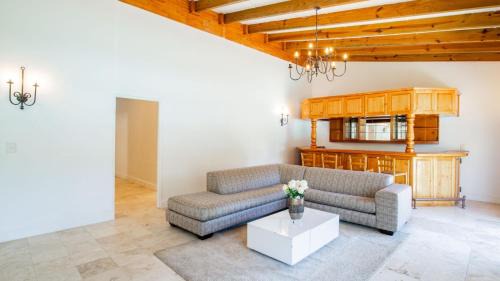 Constantia Casa | Yalwa house
