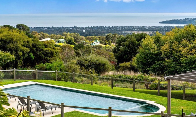 Red Hill Casa | 'Yambanool' Red Hill Escape