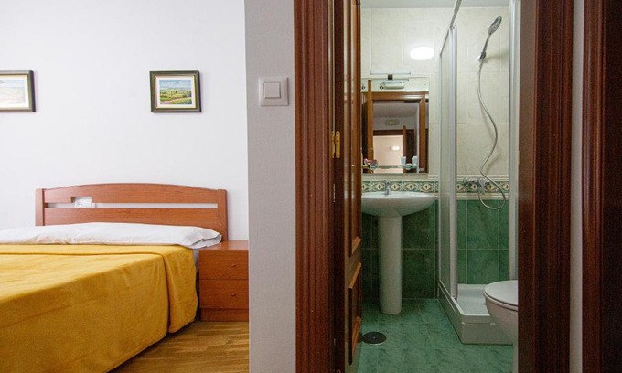 Arriondas Hostal | Yani's Hospedaje Pension 1 estrella