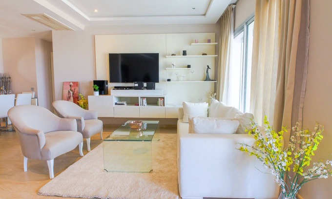Secteur Touristique Apartamento | Yara - Suite luxe - 2/3 P-Suite-De Lujo-Baño para personas con movilidad redu...