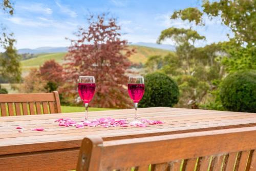 Dixons Creek Casa | Yarra Valley 2BR Lux Vineyard Retreat