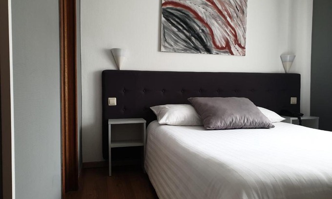 Gare Hotel | Yasha Hotel