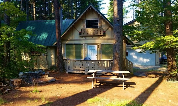 Roslyn Ridge Chalet De Esquí | Todo el año junto al lago Cle Elum, motos de nieve en invierno y cerca de Suncadia