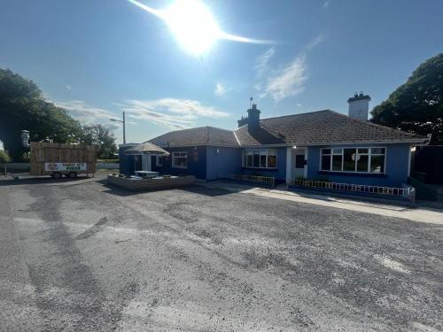 County Galway Apartamento | Yeats Lodge Self catering Apartment and Bar