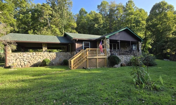 Robbinsville Casa | Yellow Creek Cabin: Robbinsville