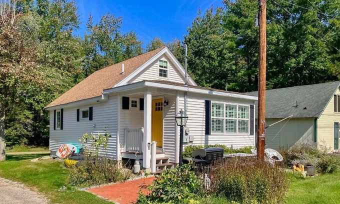 Meredith Casa | Yellow Door Cottage