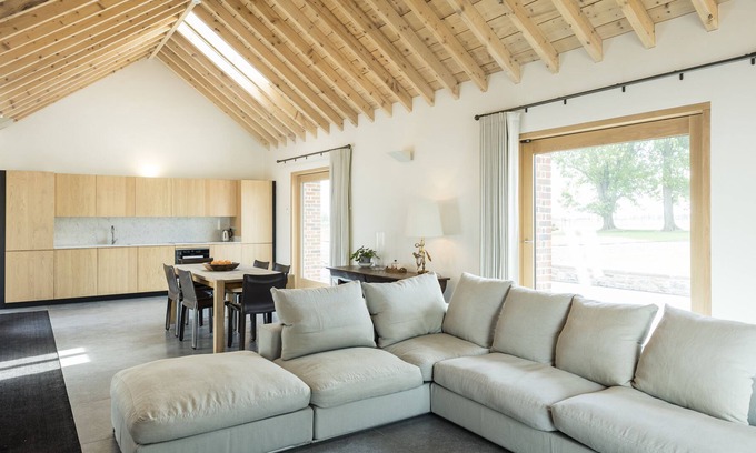 Newcastle Casa | Yew Cottage, Blackditch