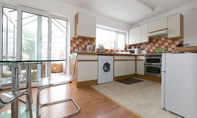Dadlington Casa | Yewdale House Coventry (Warwickshire)