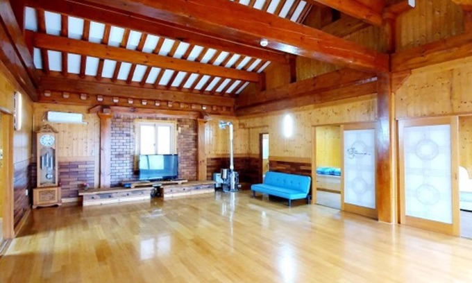 Yongin Casa | Yong Yejik Hanok Pension