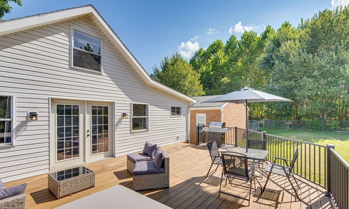 York Casa | York Farmhouse Hideaway Near Lake Redman