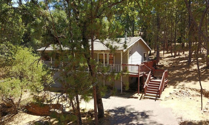Groveland Casa | Yosemite está llamando, 2br / 2ba actualizado a casa! Aparcamiento gratuito y Wifi @