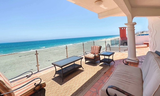 Las Conchas Casa | Your Beachfront Escape Close to Everything