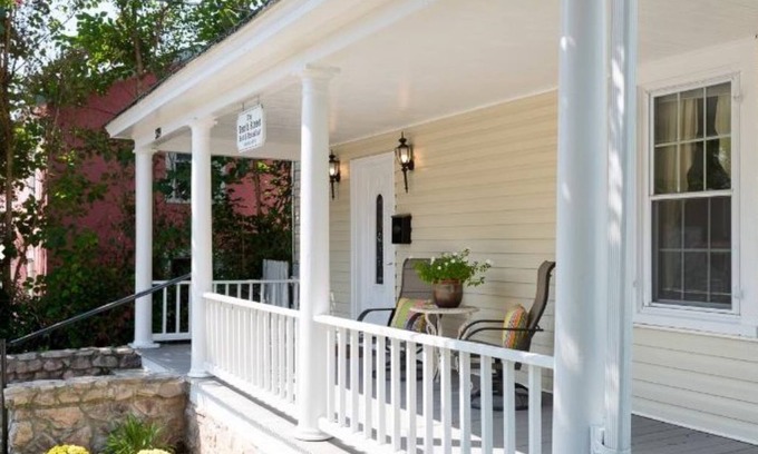 Venable Casa | Your Centrally Located C-Ville Home Away From Home Vacation Rental