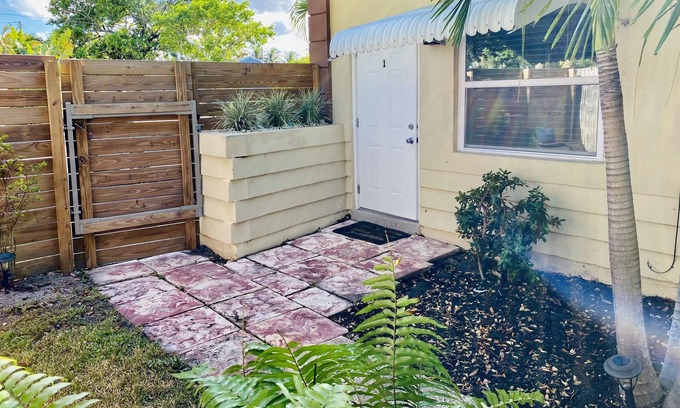 Croissant Park Casa | Your Cozy 1-bedroom🏡Home away from Home near FLL✈️Beaches🏝NightLife💃🕺