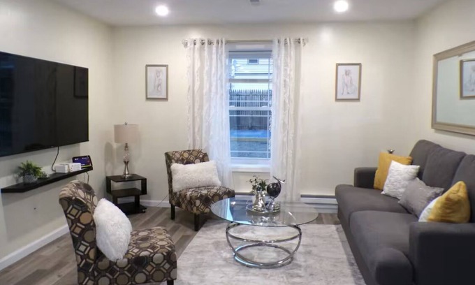 Paterson Casa | Your cozy home near NYC-2BR/1BA